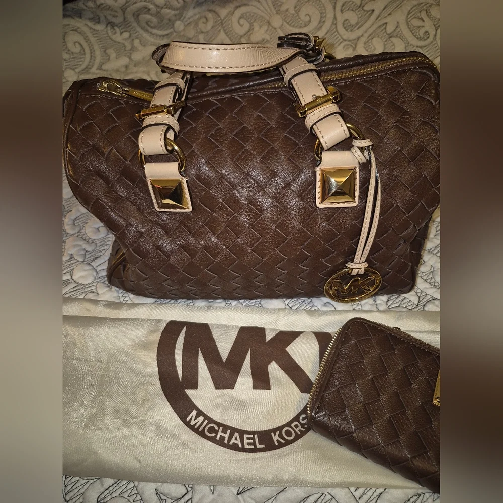 Michael Kors Travel Handbag and Matching Wallet